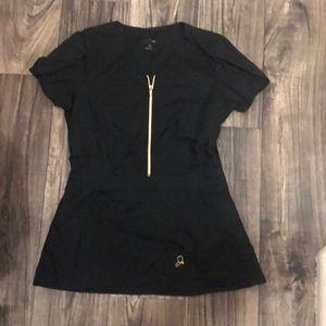 Black Jaanuu scrub top XS